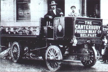 Early steam lorry used by the CFM Belfast around 1903 (04-020a.jpg)
